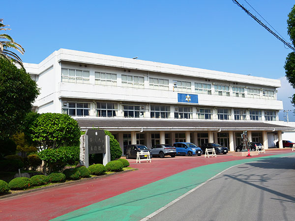 南中学校